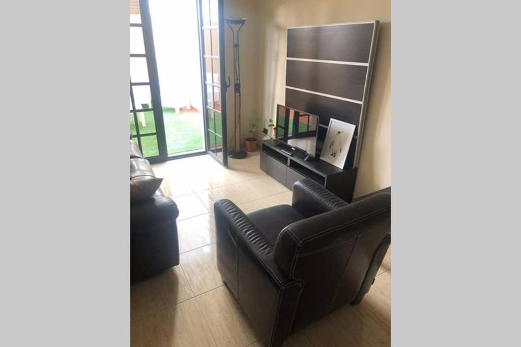 Trino'S Flat Apartment La Laguna  Bagian luar foto